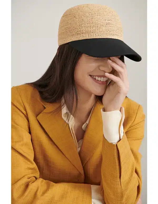 Gorra Vivette by Helen Kaminski